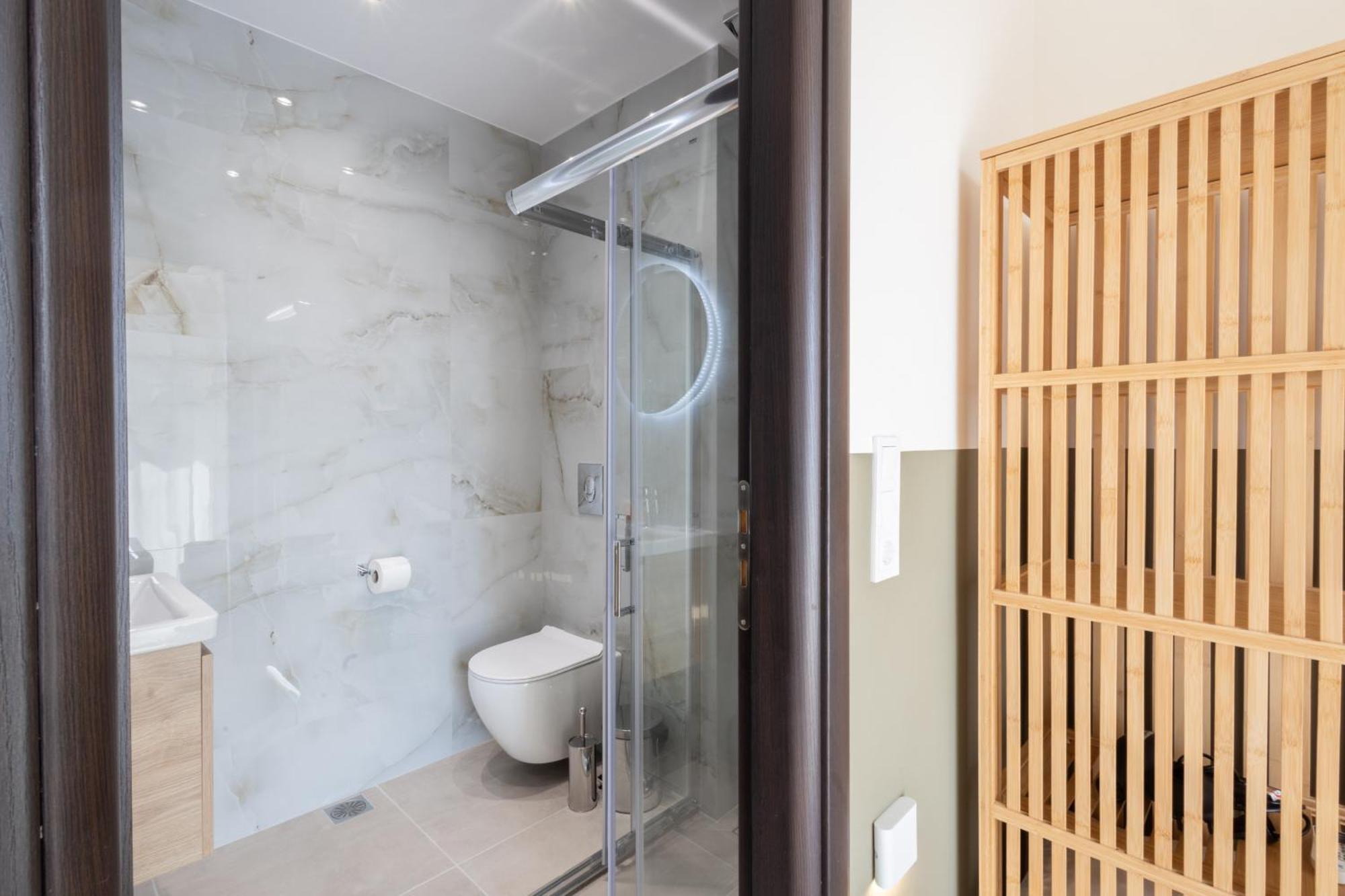 Luxurious 3-Bedroom Seaside Retreat Fully Renovated In 2025 Atena Exterior foto