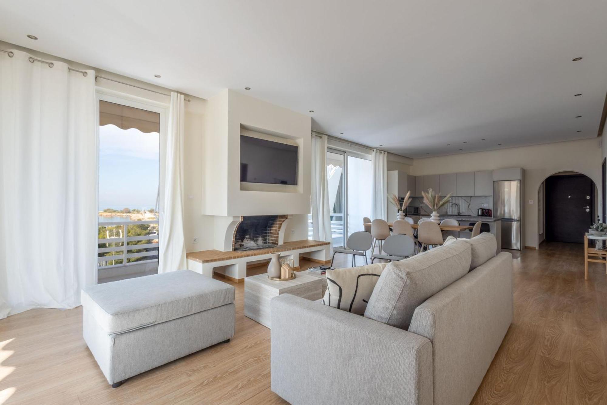 Luxurious 3-Bedroom Seaside Retreat Fully Renovated In 2025 Atena Exterior foto